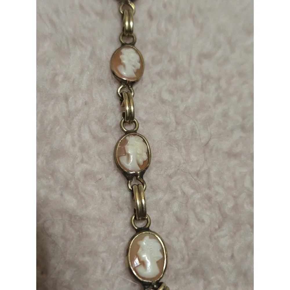 Vintage/Antique‎ 12k Gold Filled Carved Cameo Bracelet - Picture 2 of 10
